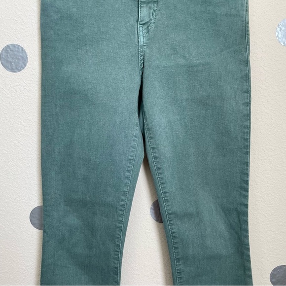 Current/Elliot The Highwaist Stiletto Jeans with Cut Raw Hem - Picture 7 of 10